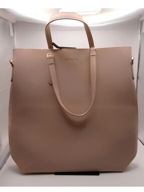 Michael Kors Minimalist Blush Tote Bag - Elegant Everyday Carry